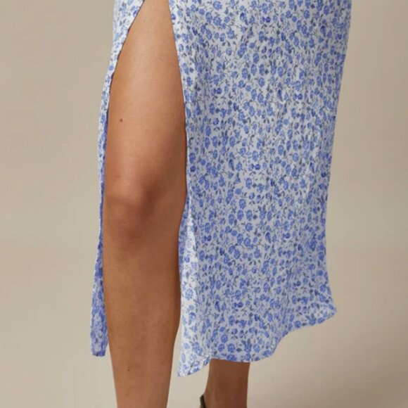 Rihoas Small The Blue Round Neck Floral Slit Midi Dress - Picture 2 of 3